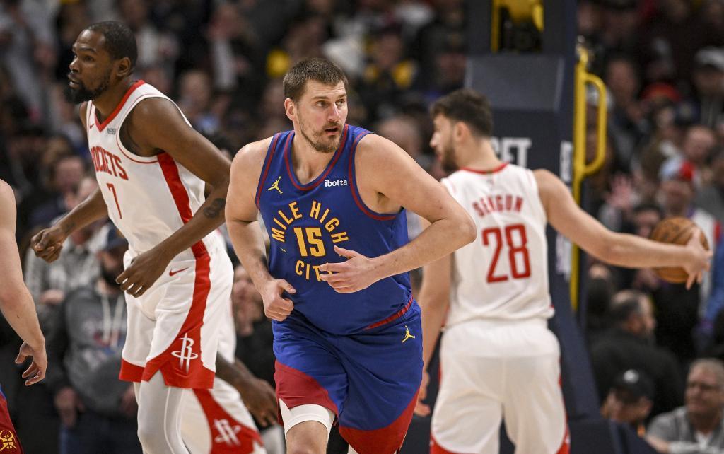 星空体育官方网站-NBA|约基奇砍下赛季第25次三双,MVP之争又有悬念了
